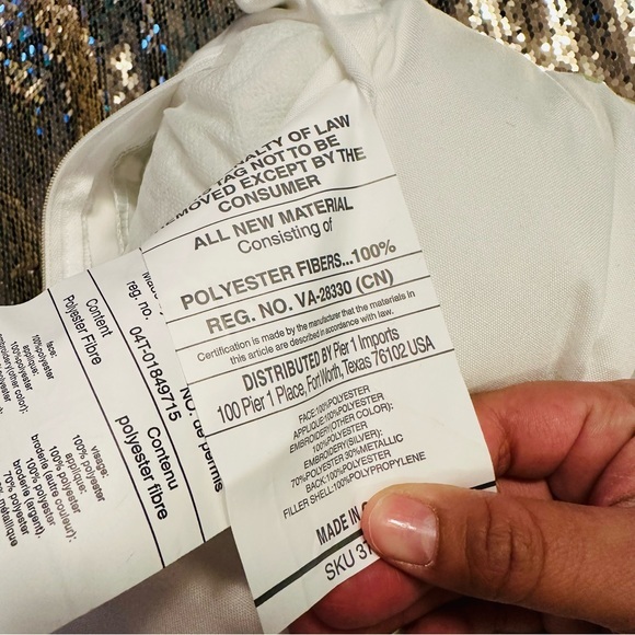 Easter decorative pillow plush bunny riding bicycle - Picture 6 of 13